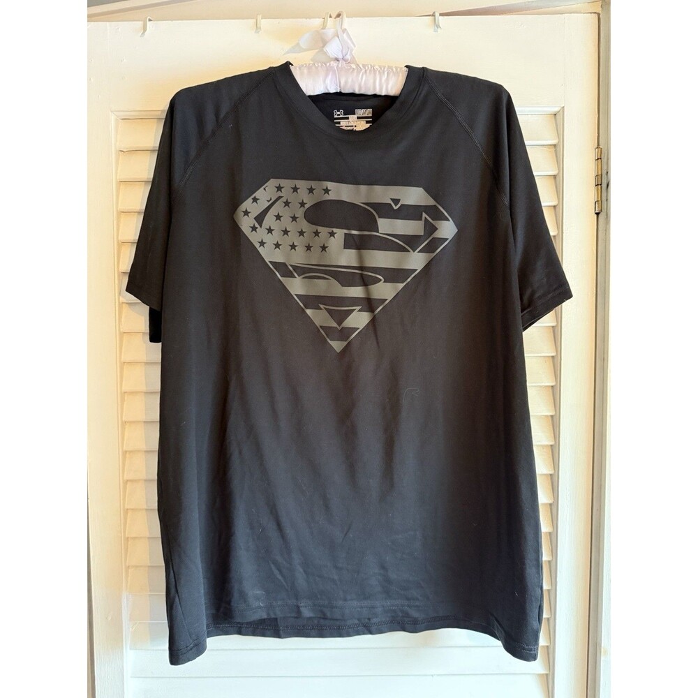 Under Armour Superman Shirt Men’s M Black Heatgear DC Comics USA Flag Rare
